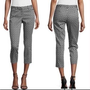 Laundry by Shelli Segal navy & white geometric ankle pants